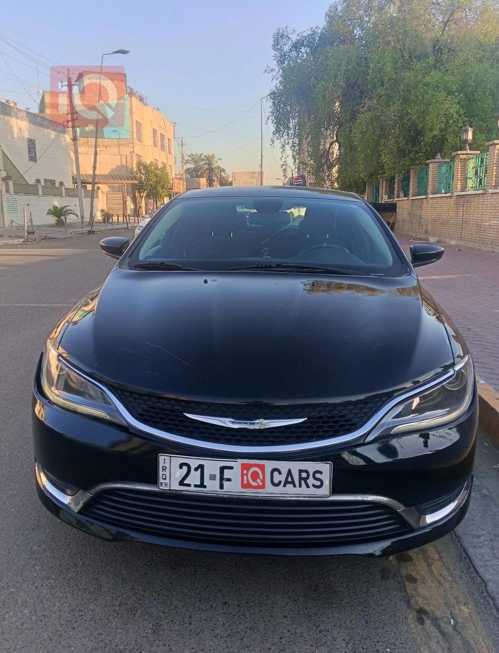 كرايسلر 200